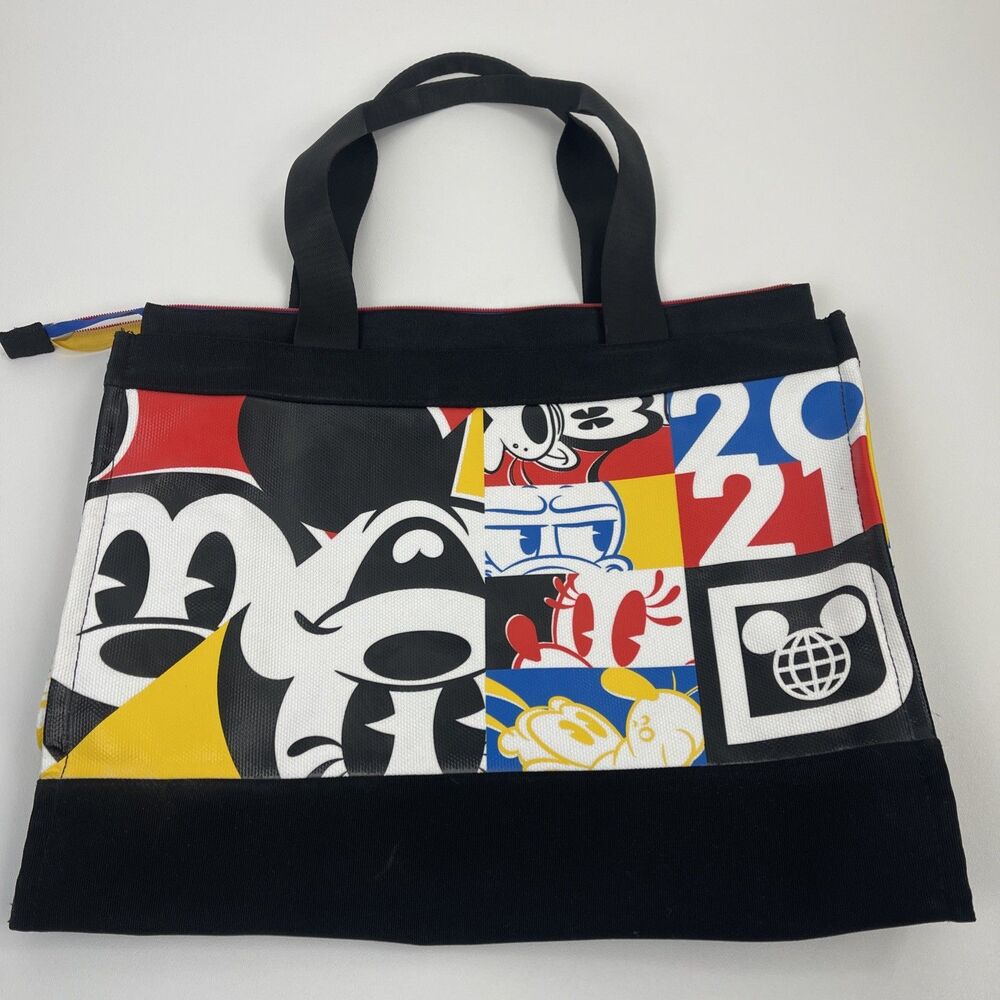 NWOT Disney World Parks 2021 Limited Release Mickey & Friends Bright Tote Bag